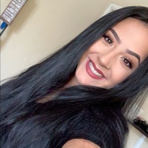 Meet your Posher, Amber